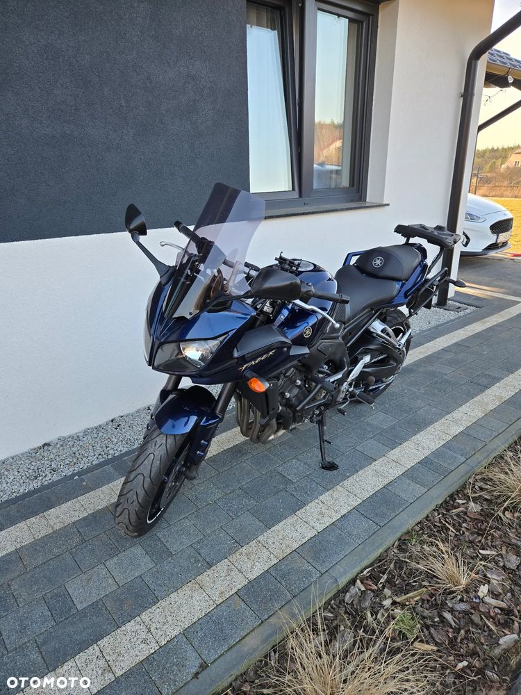 Yamaha FZ - 2