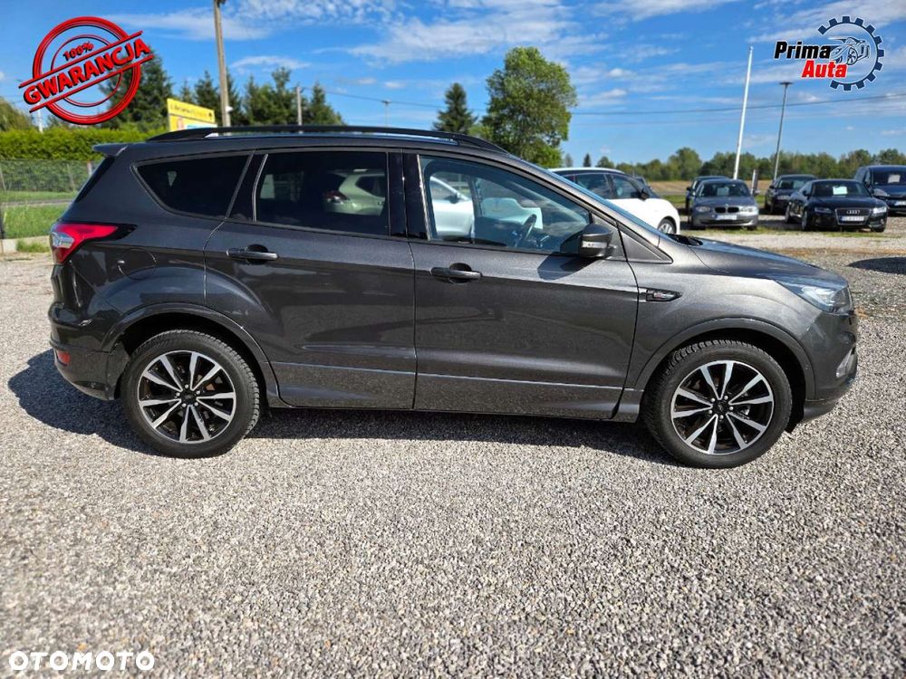 Ford Kuga 1.5 EcoBoost 2x4 ST-Line - 11