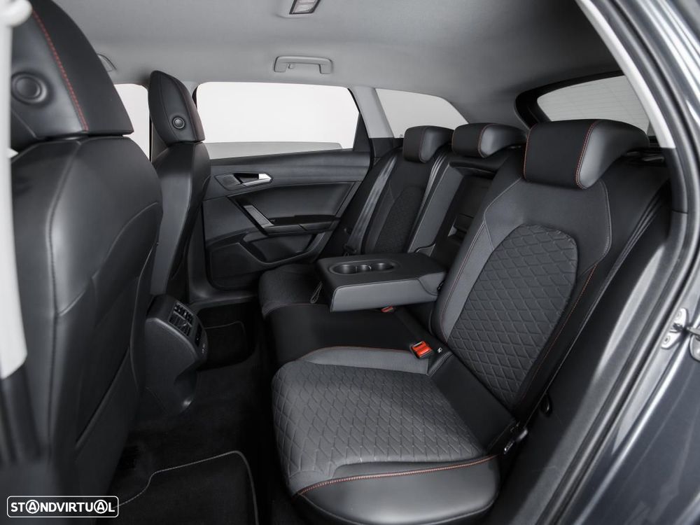 SEAT Leon ST 2.0 TDI FR DSG S/S - 9