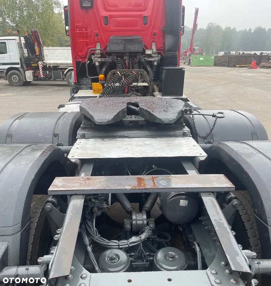 Mercedes-Benz AROCS - 12