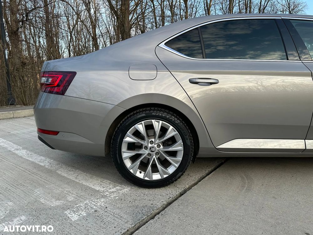 Skoda Superb 2.0 TDI DSG L&K - 11