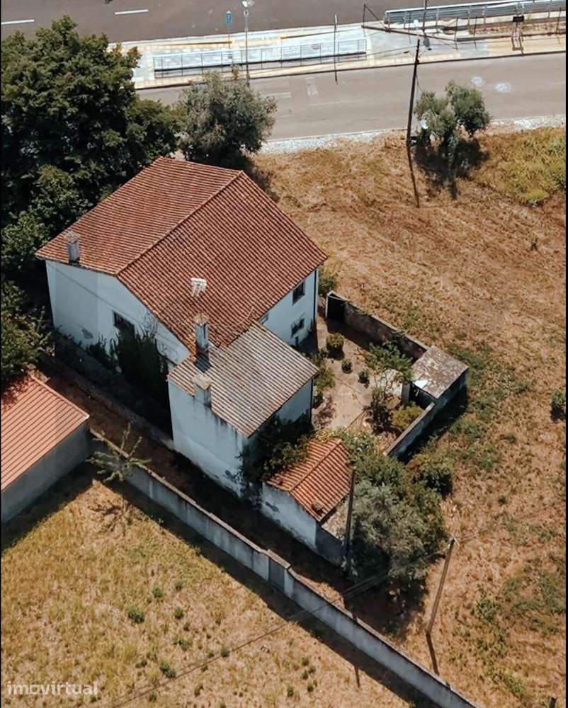 Moradia Independente na Lousã | Potencial de Investimento | Jardins | - Grande imagem: 3/20