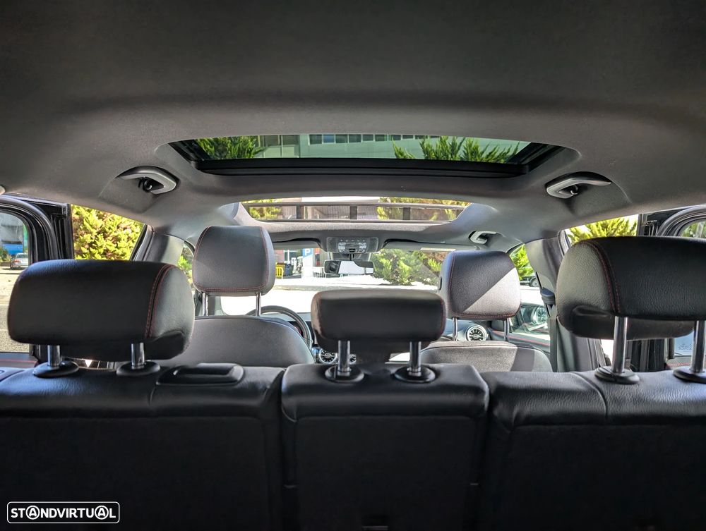 Mercedes-Benz GLB 180 d AMG Line - 12