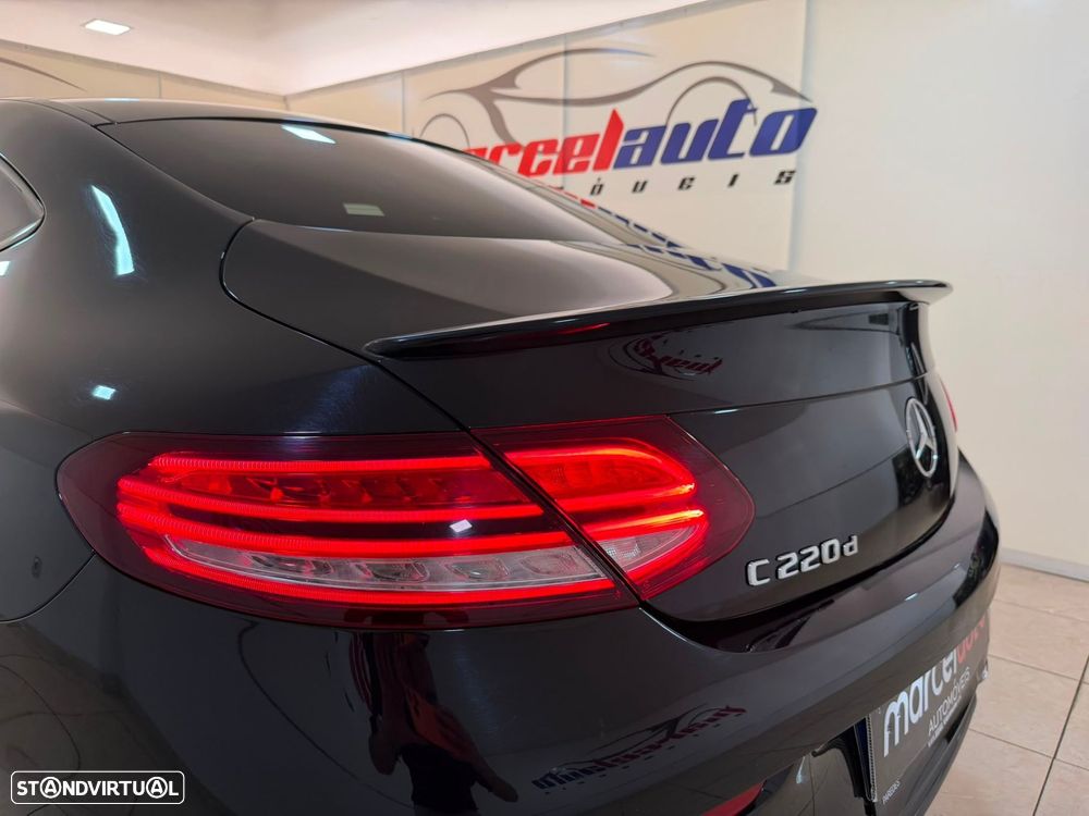 Mercedes-Benz C 220 d AMG Line - 8