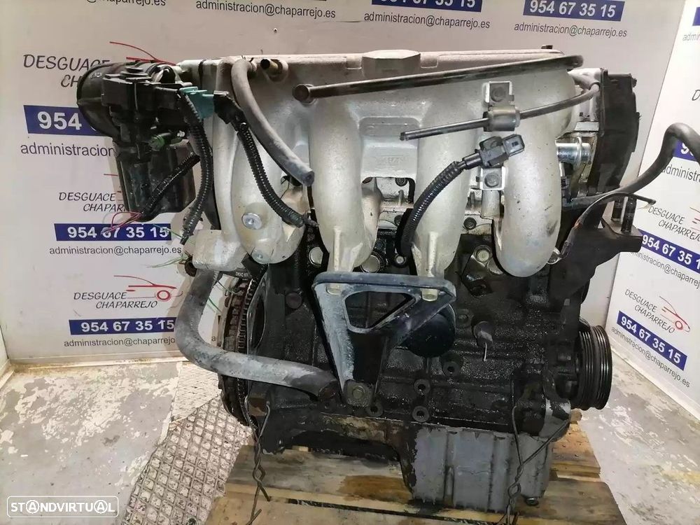 MOTOR COMPLETO KIA CARENS II LIMUSINA 2001 -TB - 2