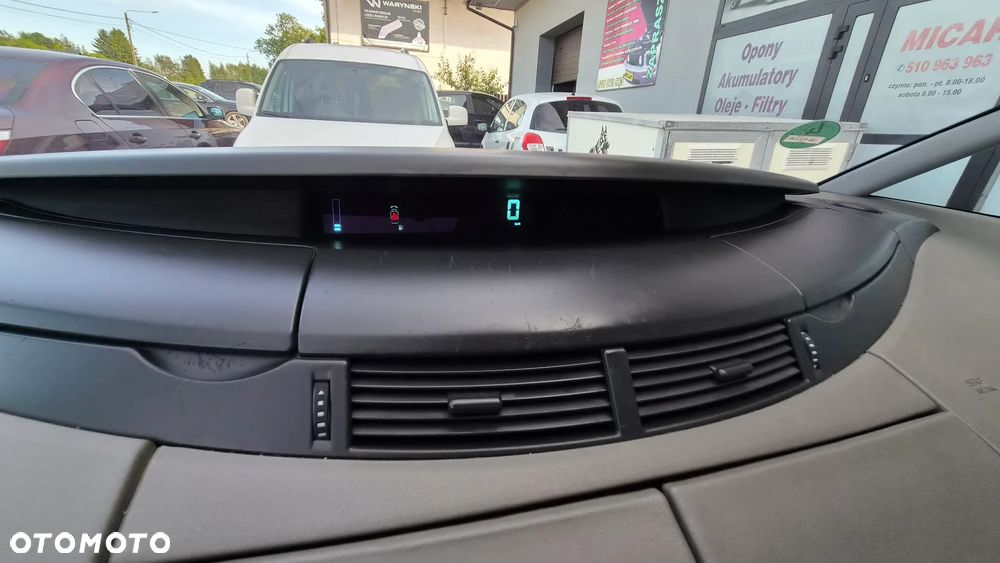 Renault Espace 3.5 Initiale - 12