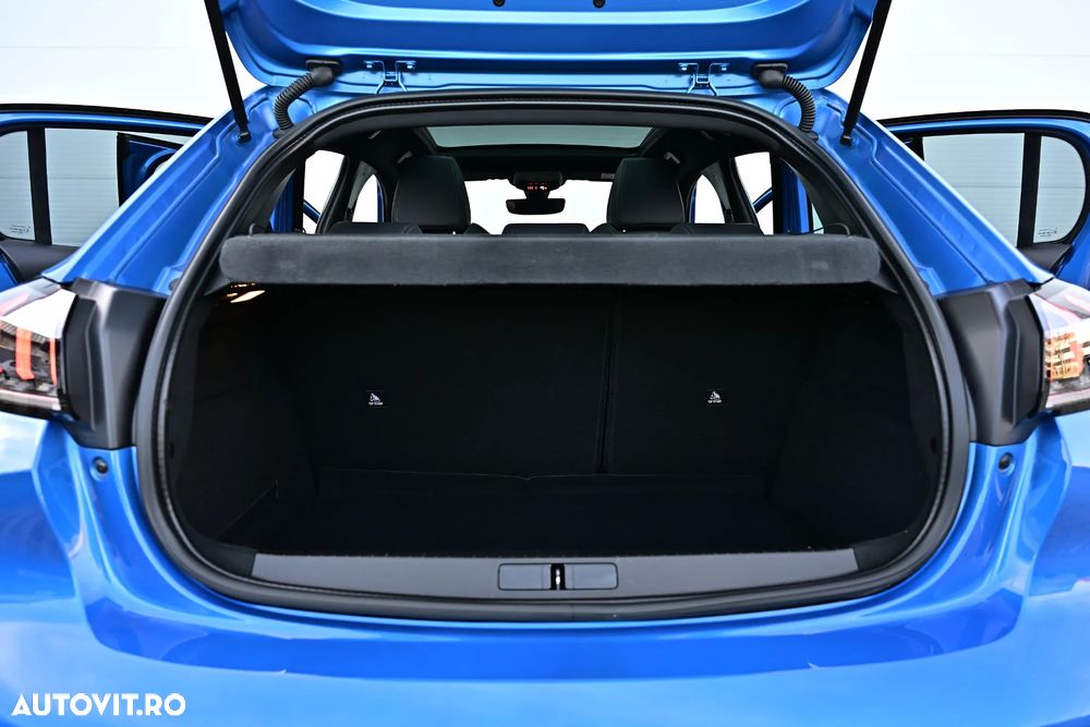 Peugeot 208 e-208 GT-Line - 39