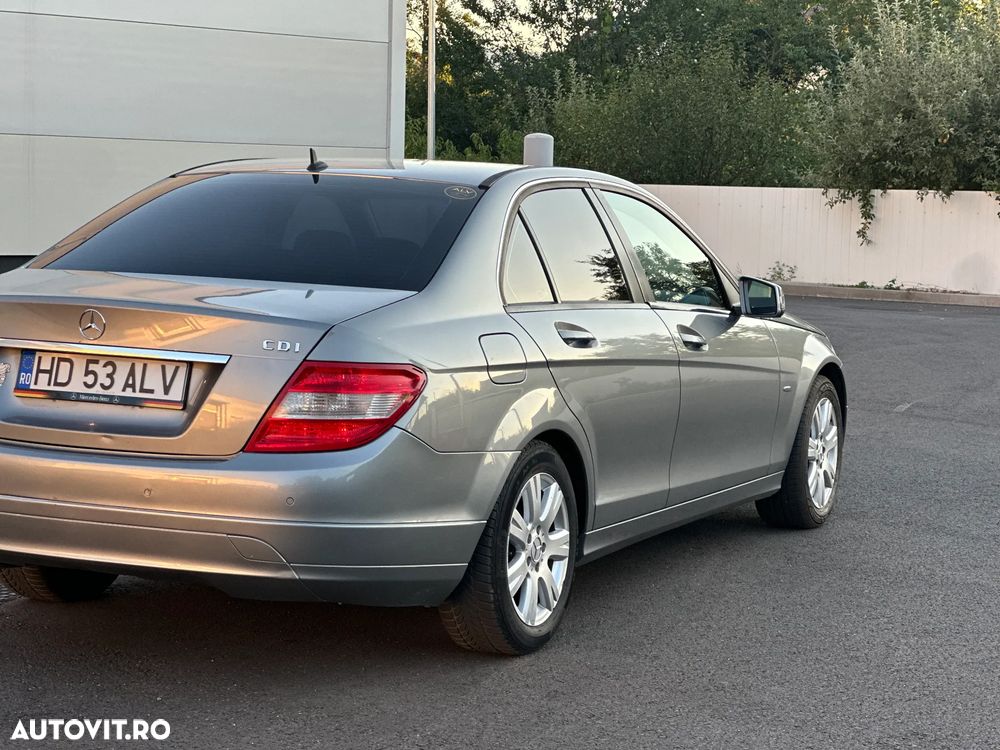 Mercedes-Benz C 2011 photo 5