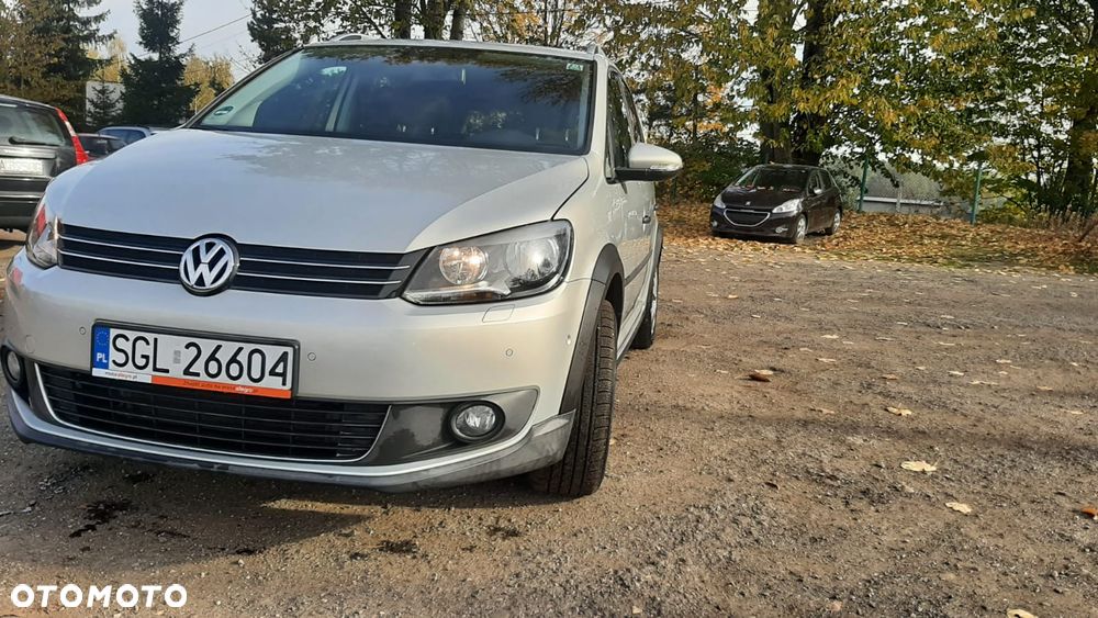 Volkswagen Touran 2.0 TDI DPF Cross - 12