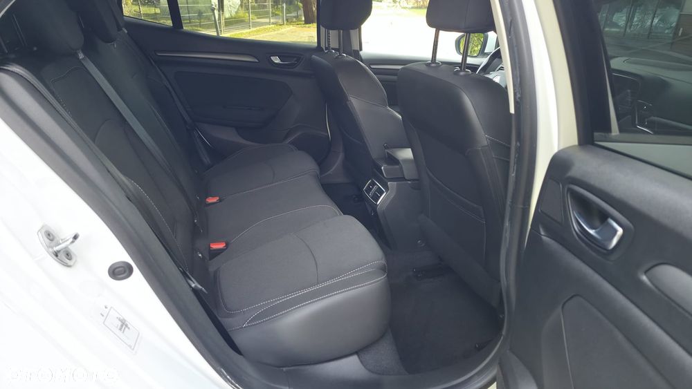 Renault Megane 1.5 Blue dCi GT Line - 25