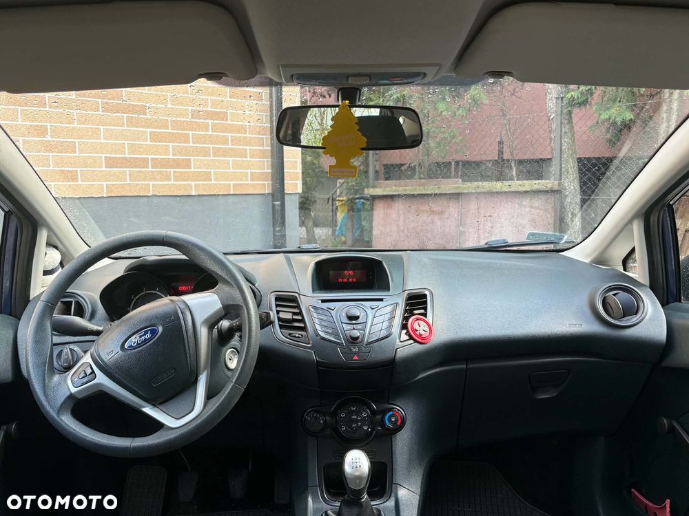 Ford Fiesta - 8
