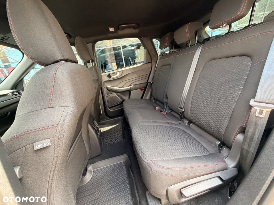Ford Kuga - 18