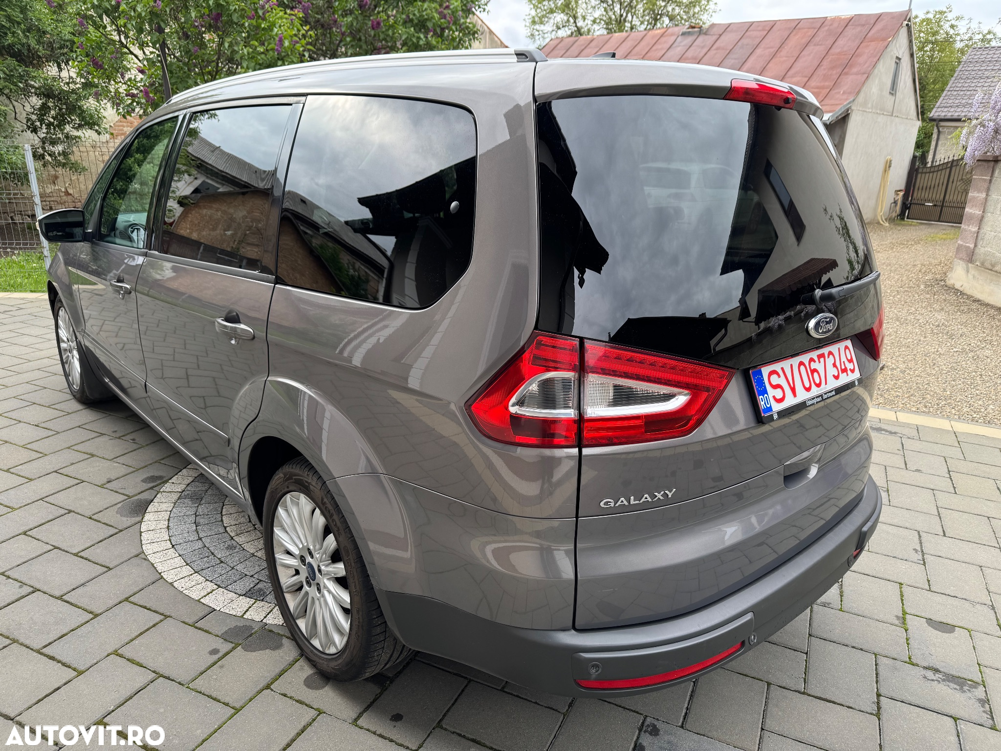 Ford Galaxy 2.0 TDCi DPF Business Edition - 3