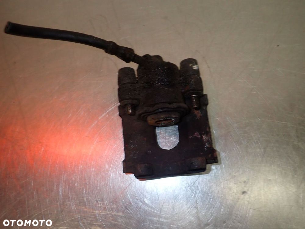 ZACISK HAMULCA LEWY TYŁ BMW E36 - 5