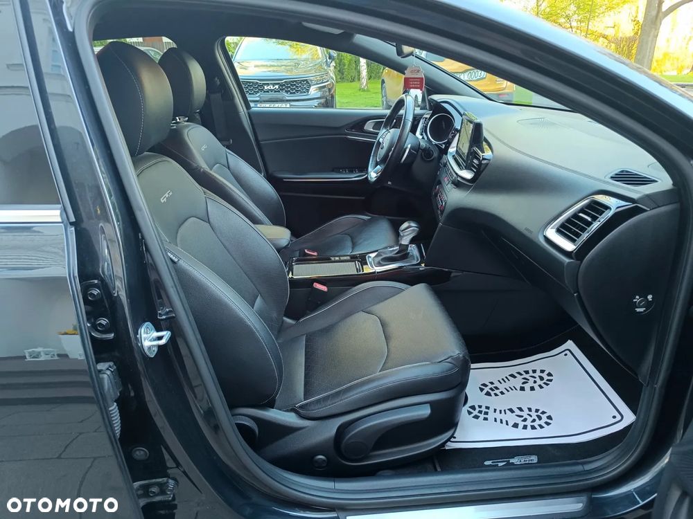 Kia ProCeed 1.4 T-GDI DCT7 OPF GT LINE - 33