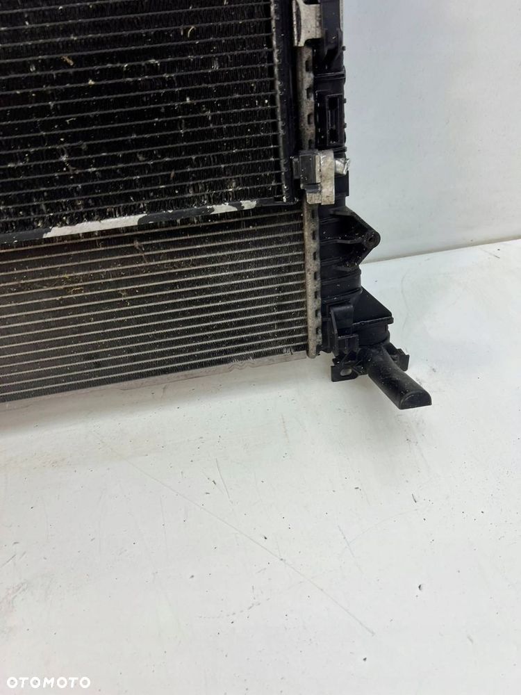 998 829 B Obudowa wentylatora 2.0 TDI Audi A4 S4 B8 8K - 5