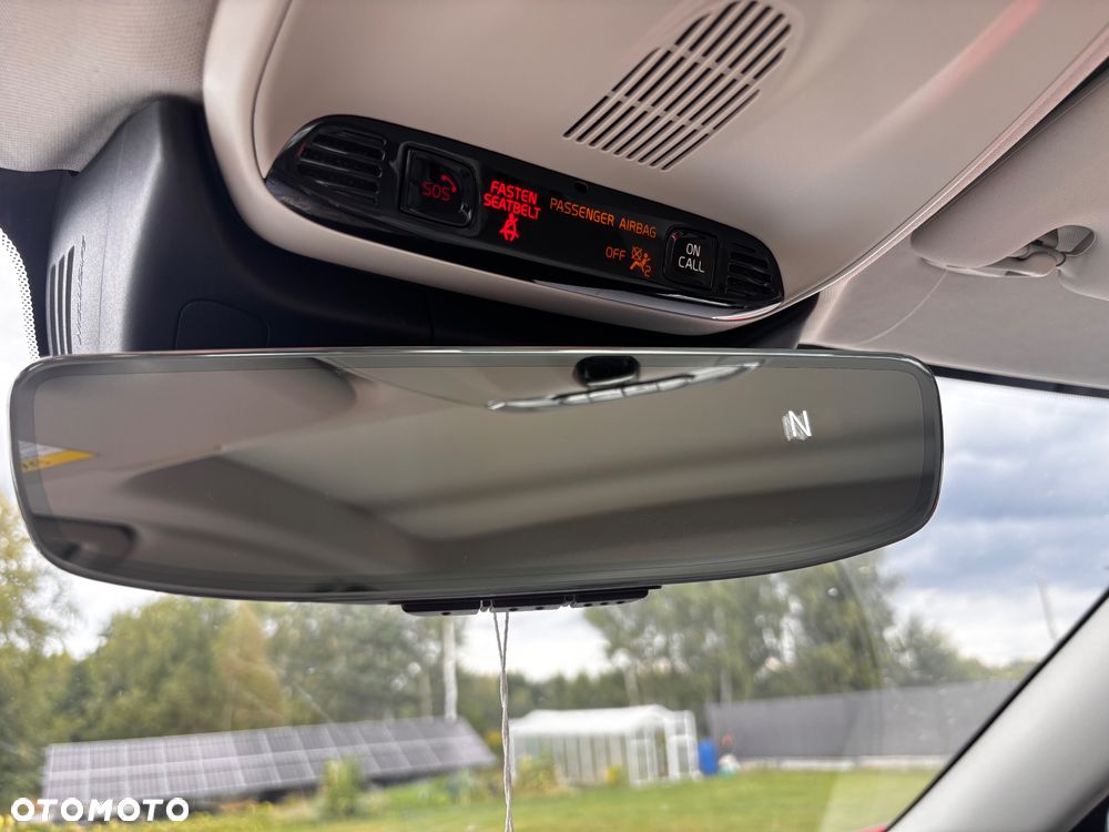 Volvo S60 T6 AWD Momentum Pro - 28