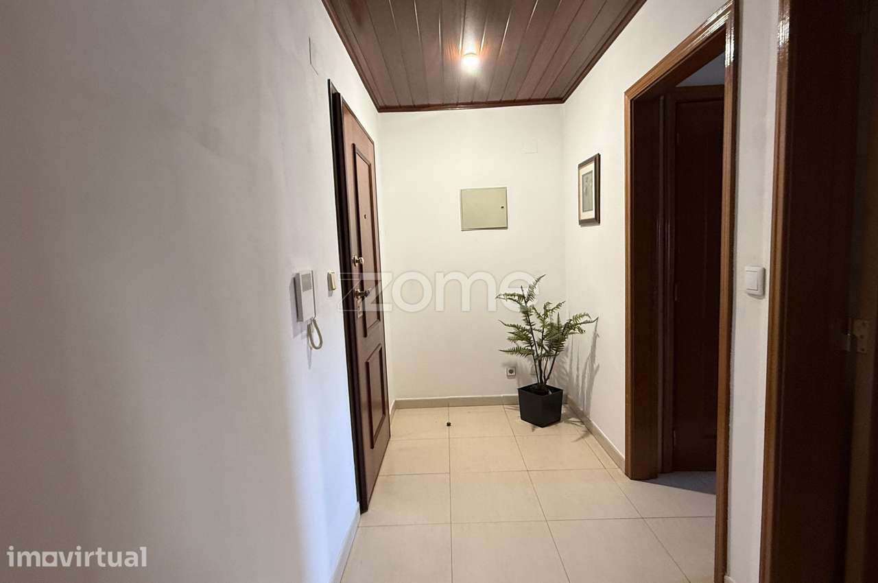 Apartamento T2 para Arrendamento em São Marcos - Grande imagem: 2/16