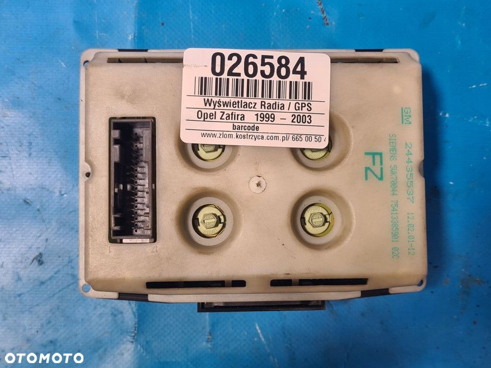 WYŚWIETLACZ RADIA / GPS OPEL ZAFIRA A - 2