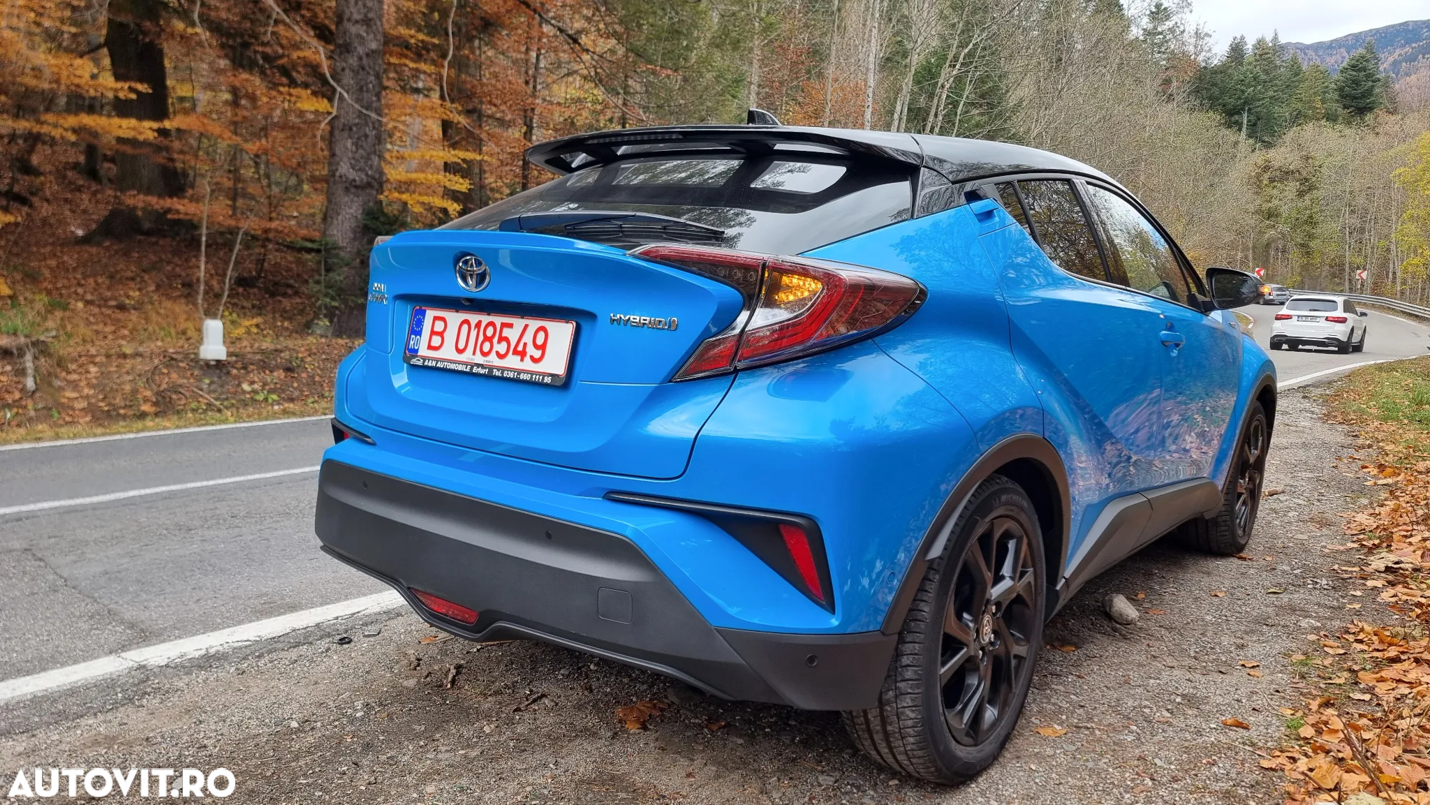 Toyota C-HR Hybrid Style - 4