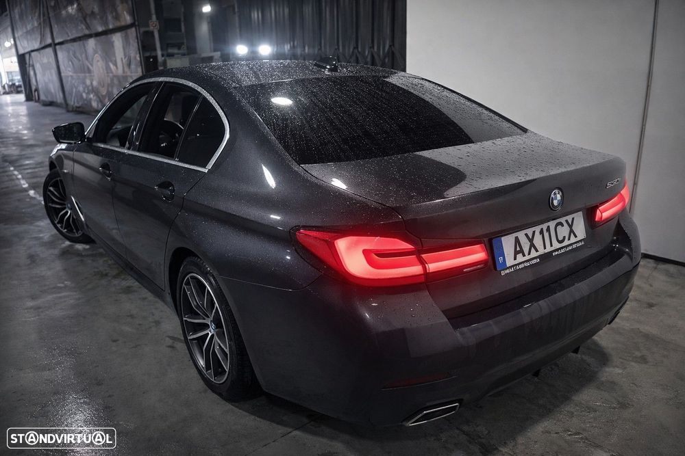 BMW 530 e Pack M - 2