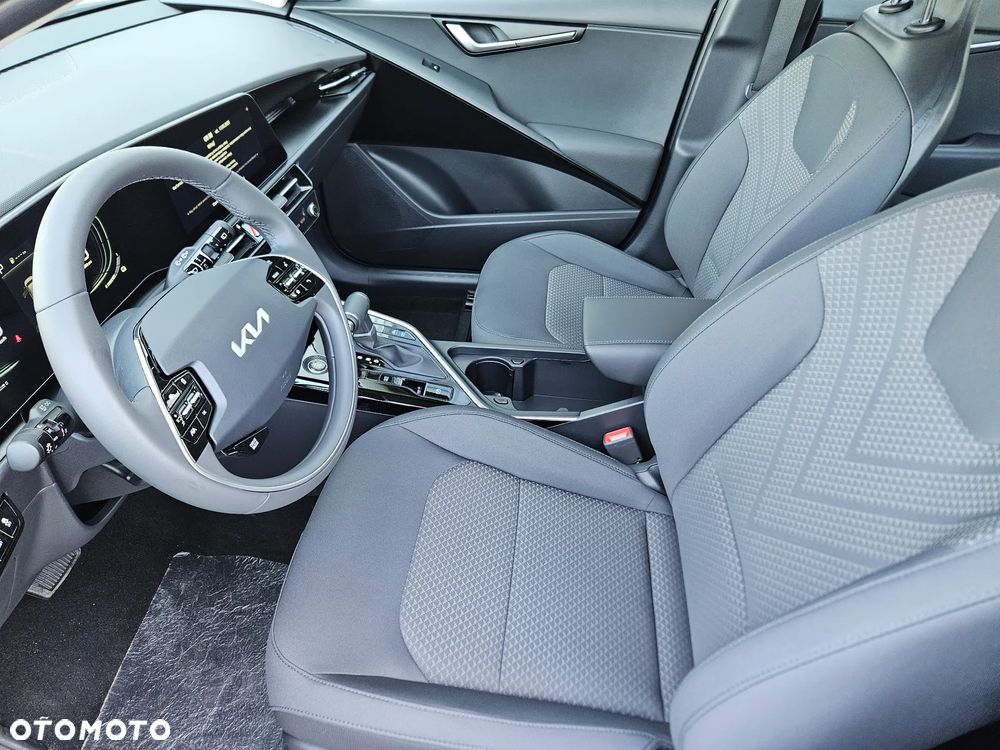 Kia Niro 1.6 GDI Hybrid M - 11