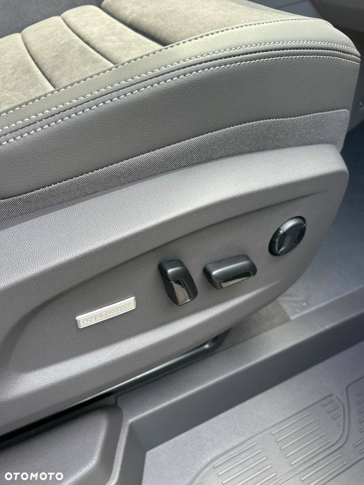 Volkswagen Multivan 2.0 TDI L2 Style DSG - 36