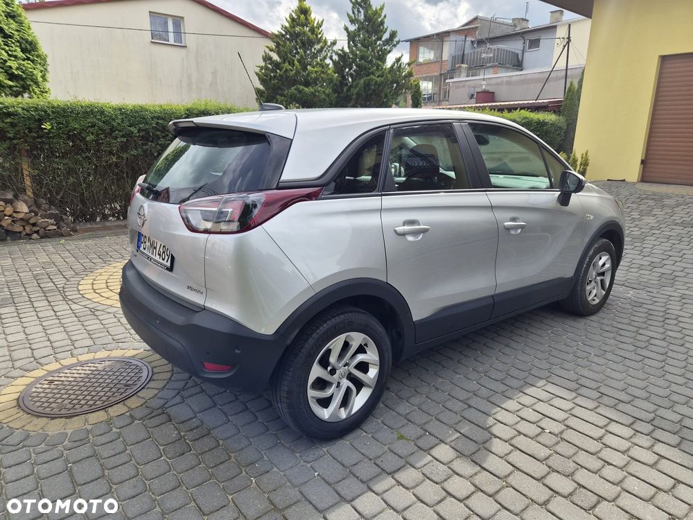 Opel Crossland X 1.2 T Design Line S&S - 4