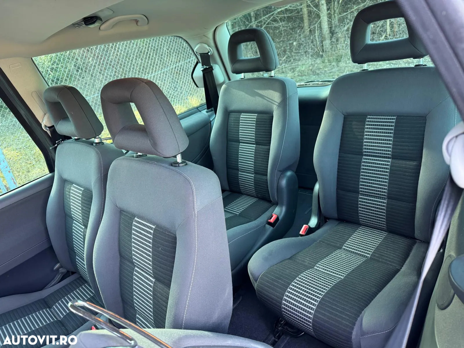 Volkswagen Sharan 2.0 TDI DPF BlueMotion United - 5