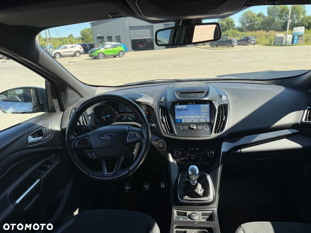 Ford Kuga 1.5 EcoBoost 2x4 ST-Line - 22