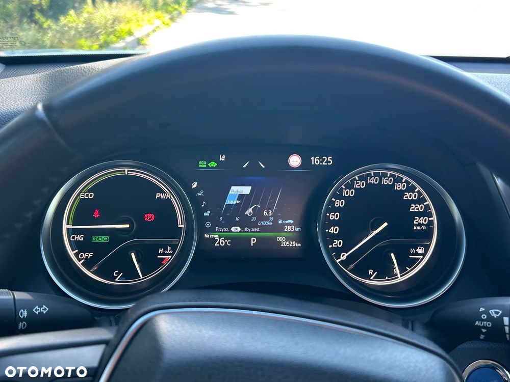 Toyota Camry 2.5 Hybrid Comfort CVT - 25
