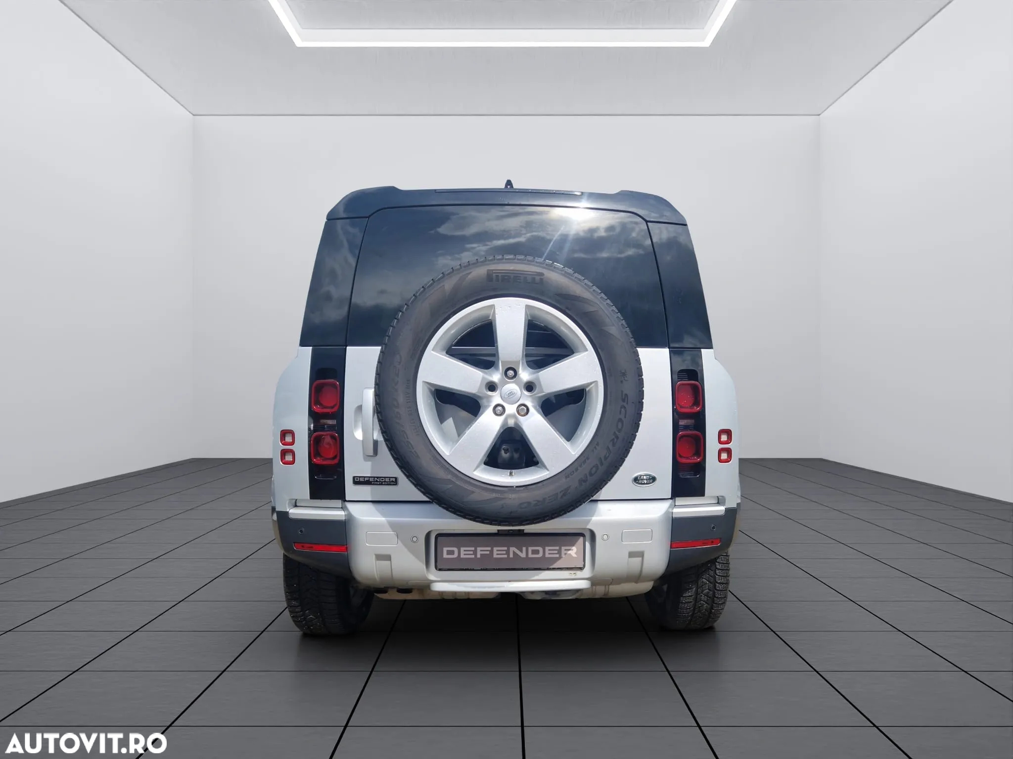 Land Rover Defender 110 2.0L D240 First Edition - 6