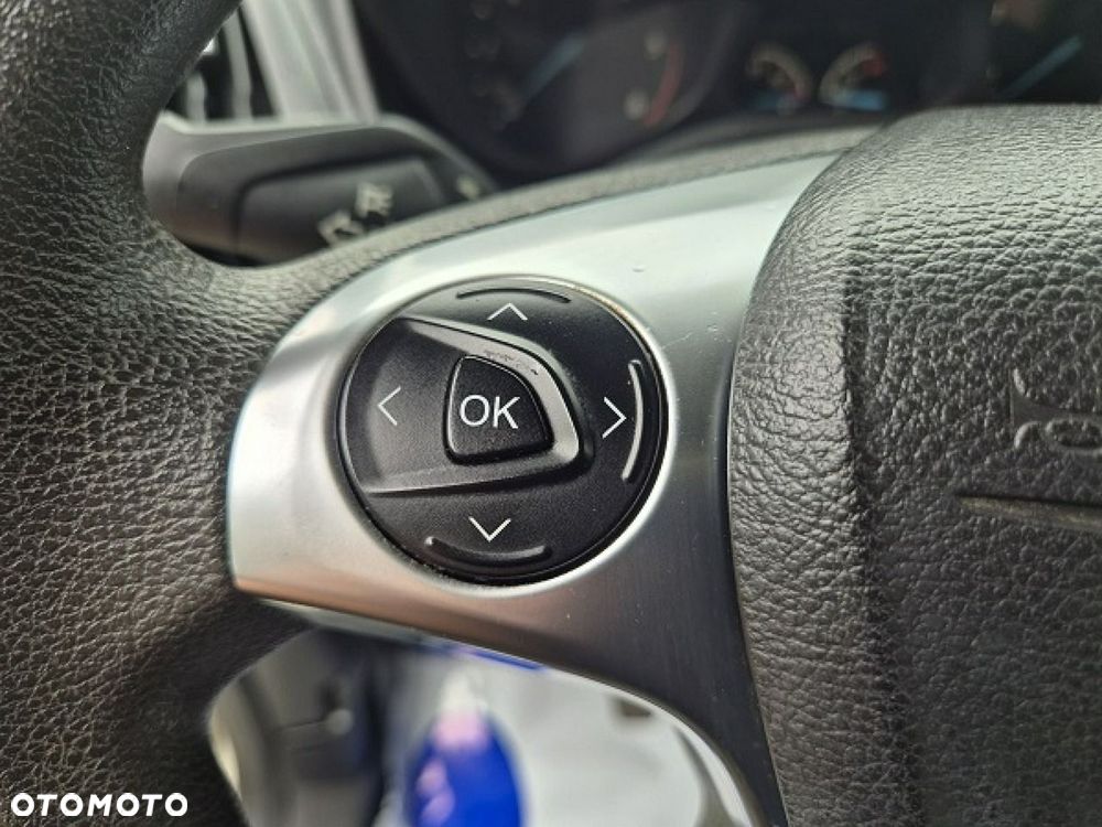 Ford Tourneo Connect Grand - 28