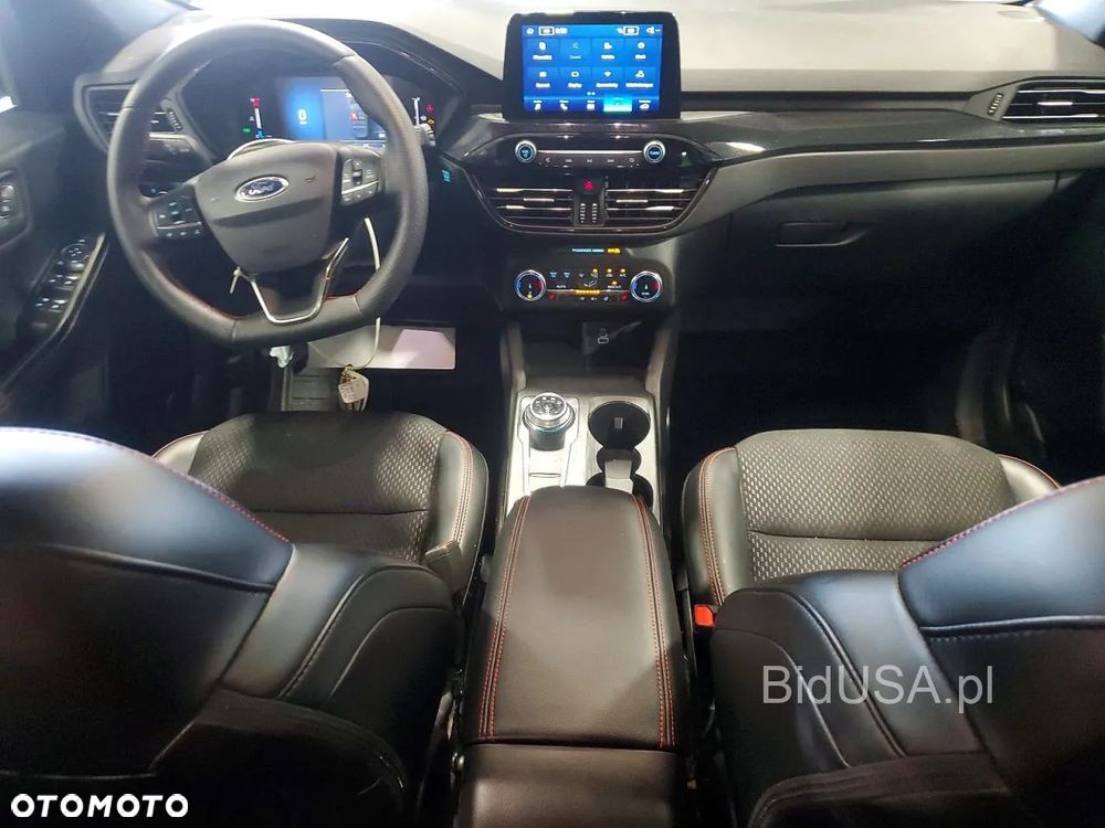 Ford Kuga - 4