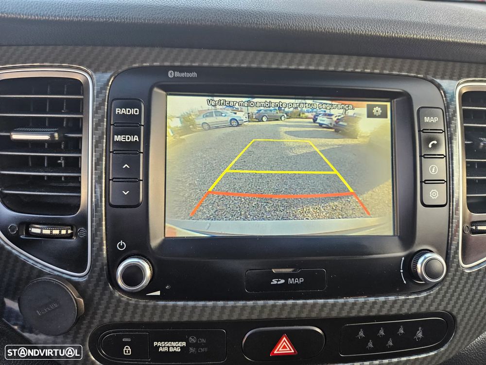 Kia Carens 1.7 CRDi ISG TX - 32