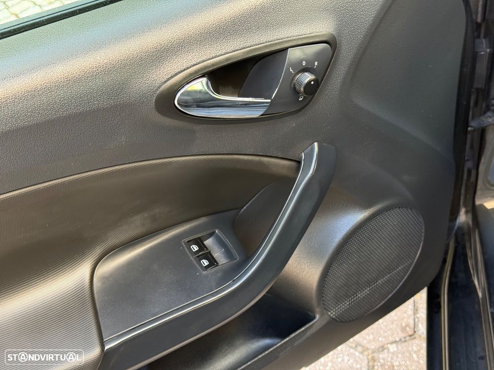 SEAT Ibiza 1.9 TDI Sport DPF - 9