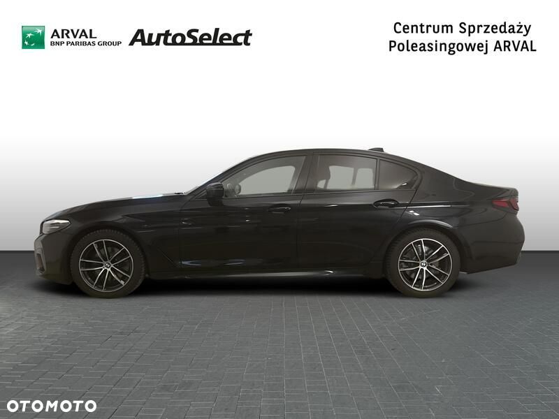 BMW Seria 5 520d xDrive MHEV M Sport sport - 2