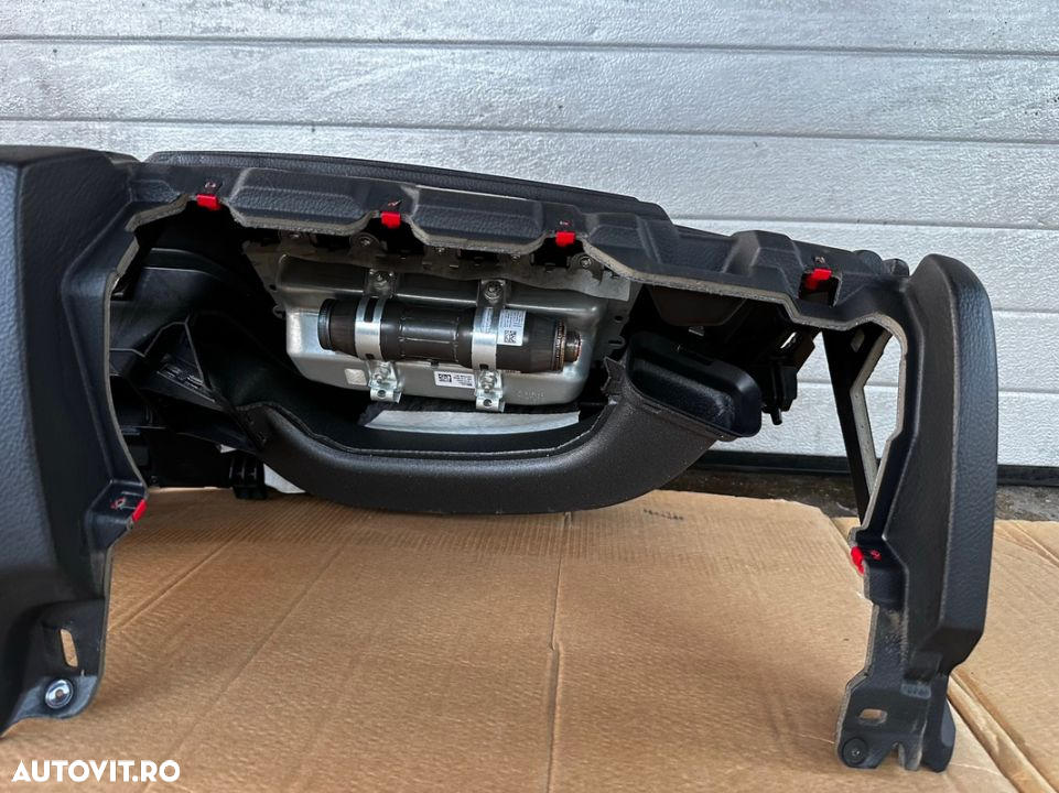 planșă bord cu sau fără hud (heads up display ) bmw seria 5 F10 F11 LCI sau fără Facelift - 4