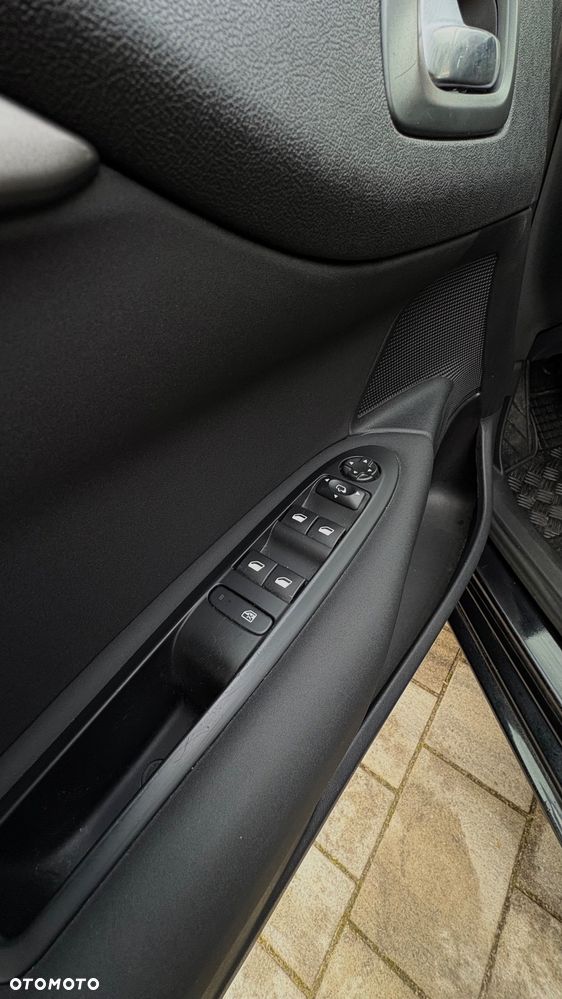 Citroën C4 1.6 HDi Selection - 8