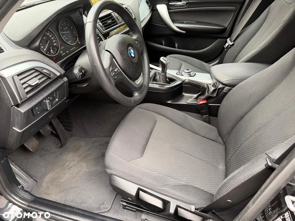BMW Seria 1 118i - 16