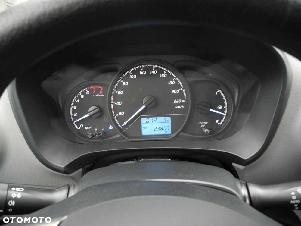 Toyota Yaris - 9