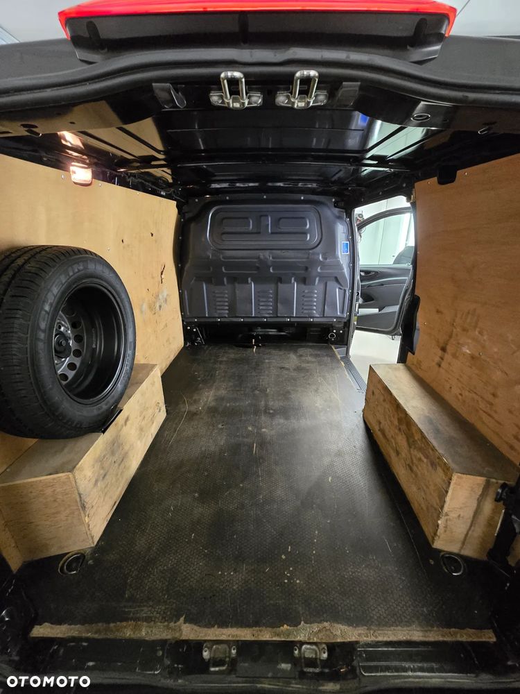Mercedes-Benz Vito - 14