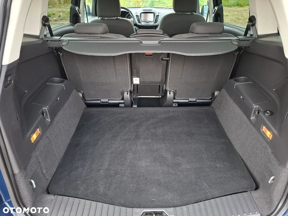 Ford Grand C-MAX - 27