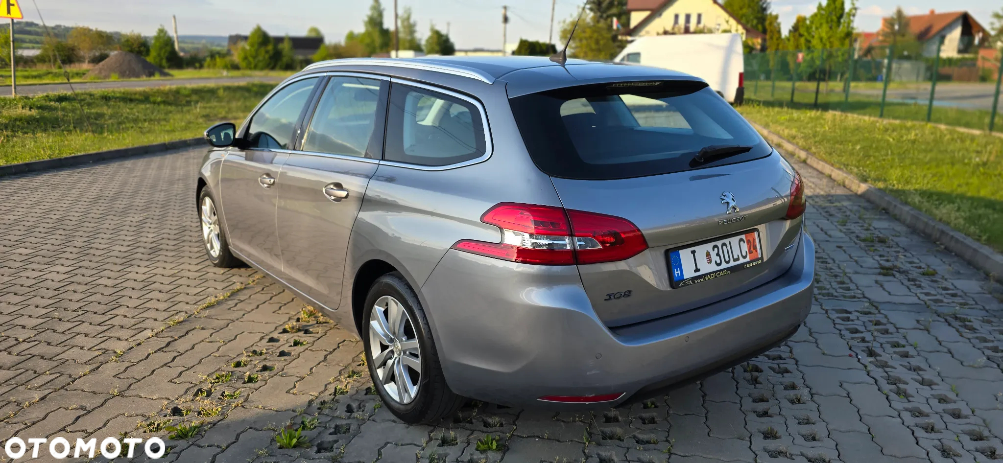 Peugeot 308 SW BlueHDi 120 Stop & Start Style - 14