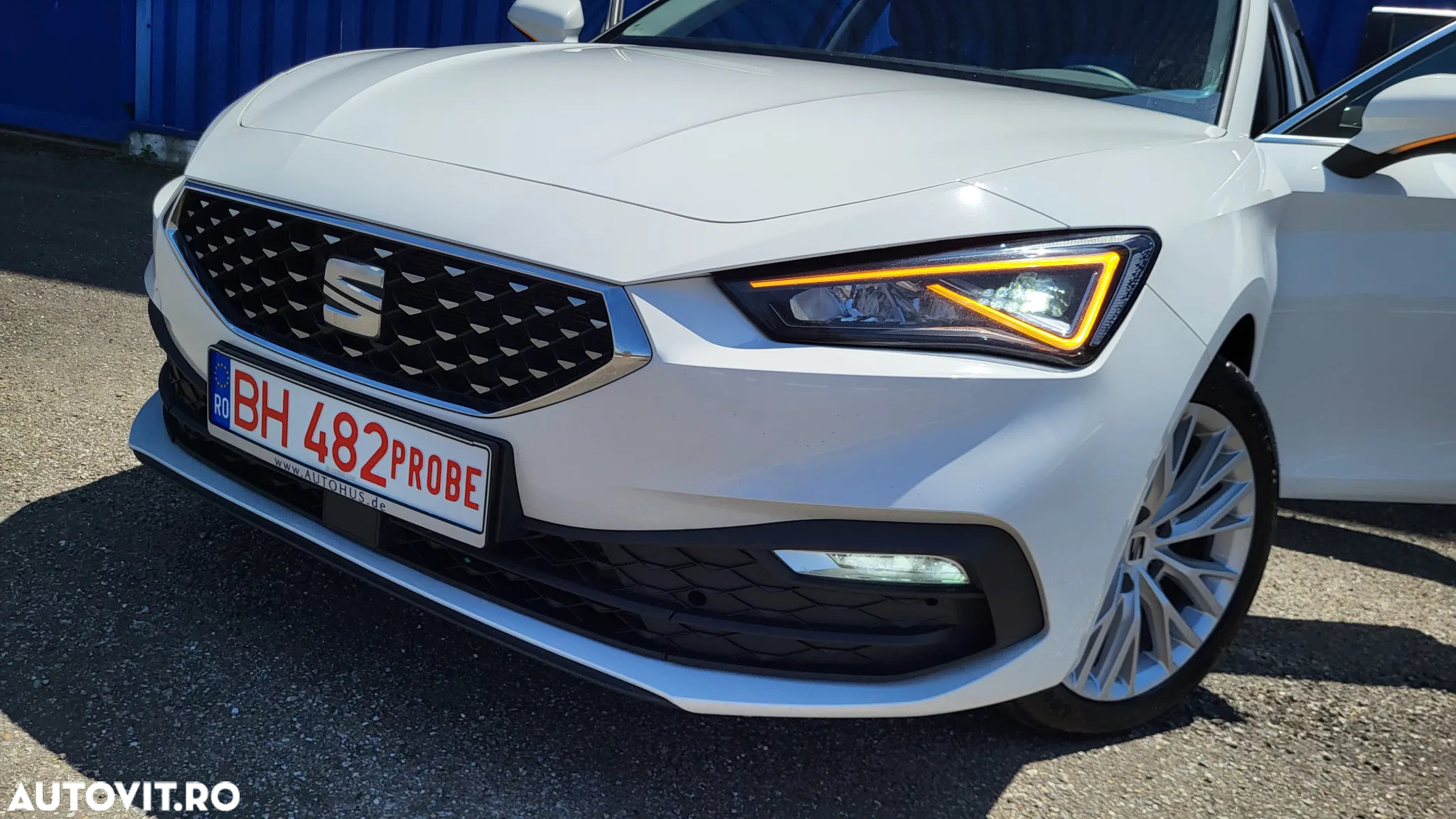 Seat Leon Sportstourer 2.0 TDI DSG Xcellence Plus - 38