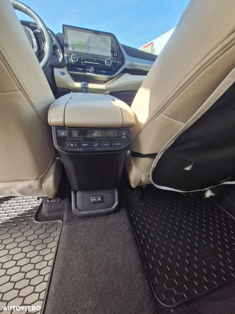 Toyota Highlander 2.5 L Hybrid Dynamic Force 248CP Luxury Metallic - 23