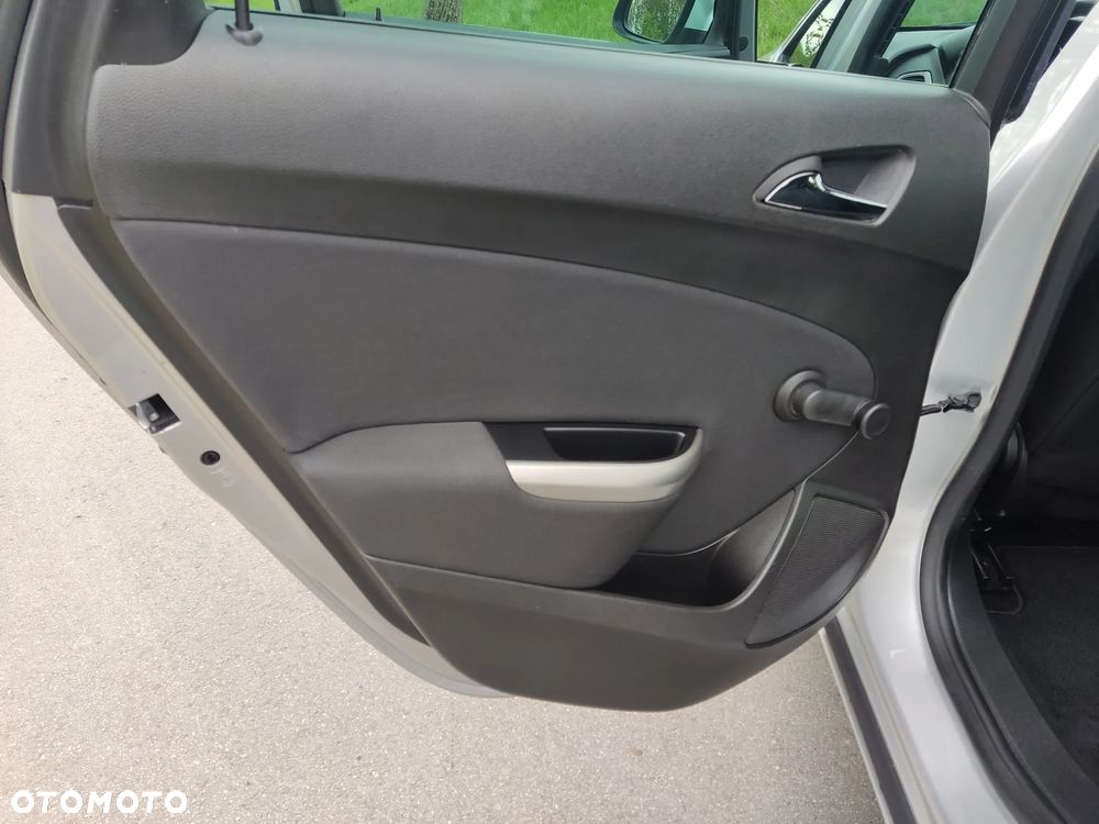 Opel Astra 1.4 ecoFLEX - 15