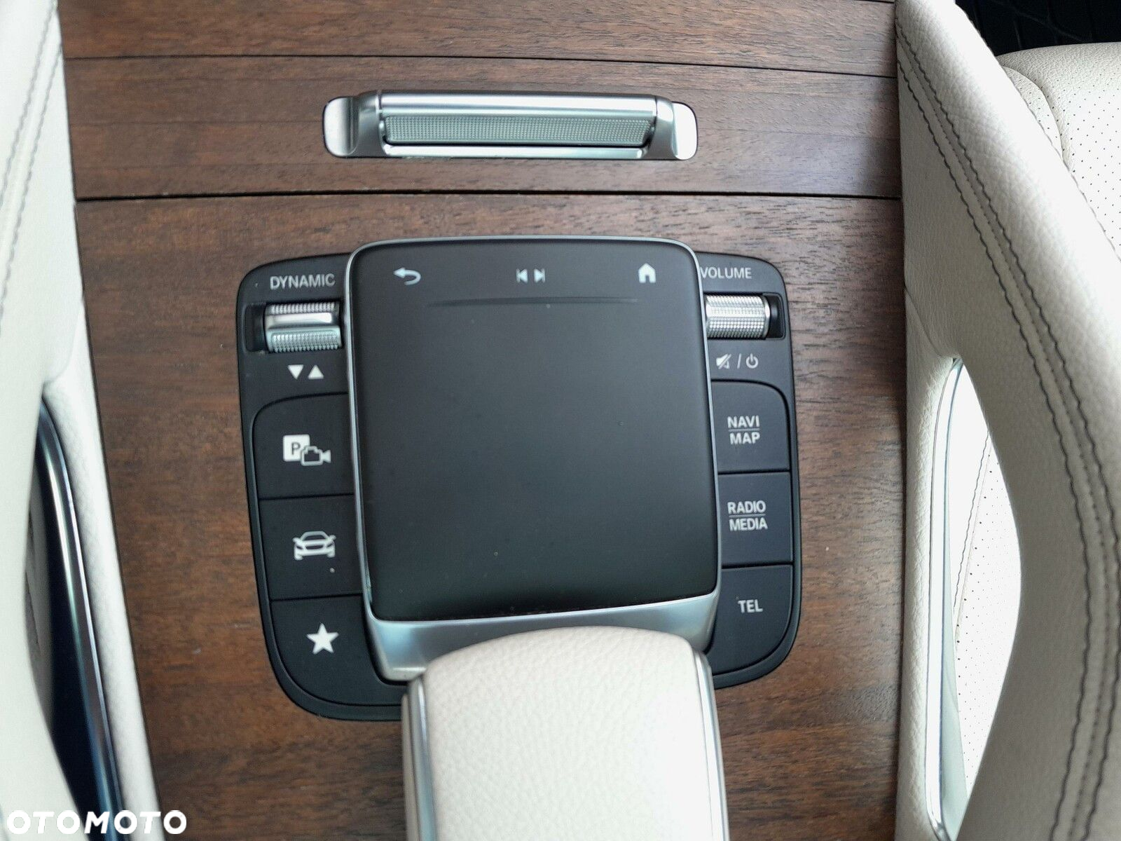 Mercedes-Benz GLE 350 d 4-Matic - 25