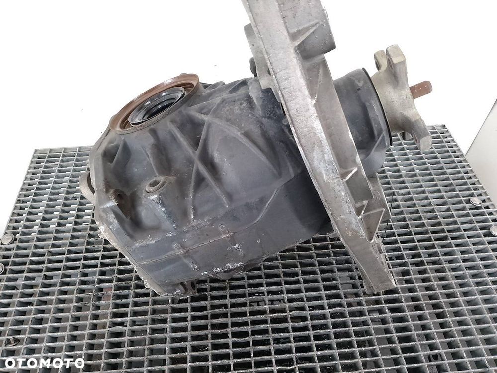 DYFERENCJAŁ TYŁ MAYBACH X222 A2213510508 6.0 V12 - 2