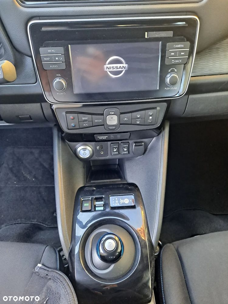 Nissan Leaf 40 kWh Acenta - 13